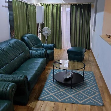 Apartament Lenus'K Apartment Букурещ Екстериор снимка