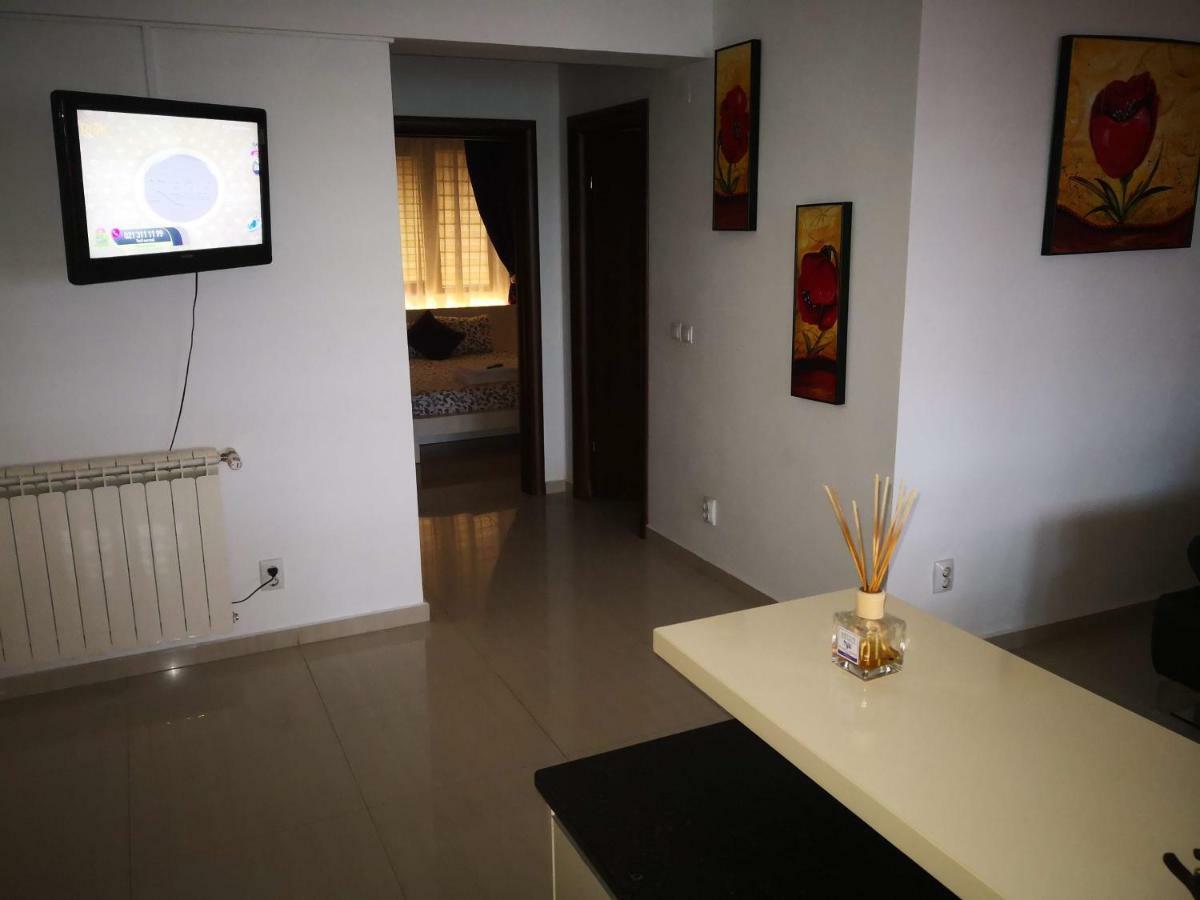 Apartament Lenus'K Apartment Букурещ Екстериор снимка